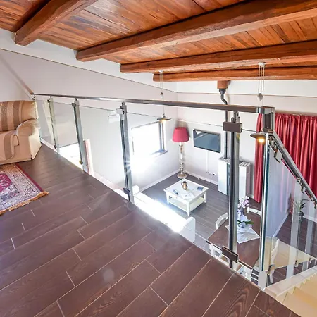 Ferienhaus Schönes Haus Mit 1 Schlafzimmer In Frazione *